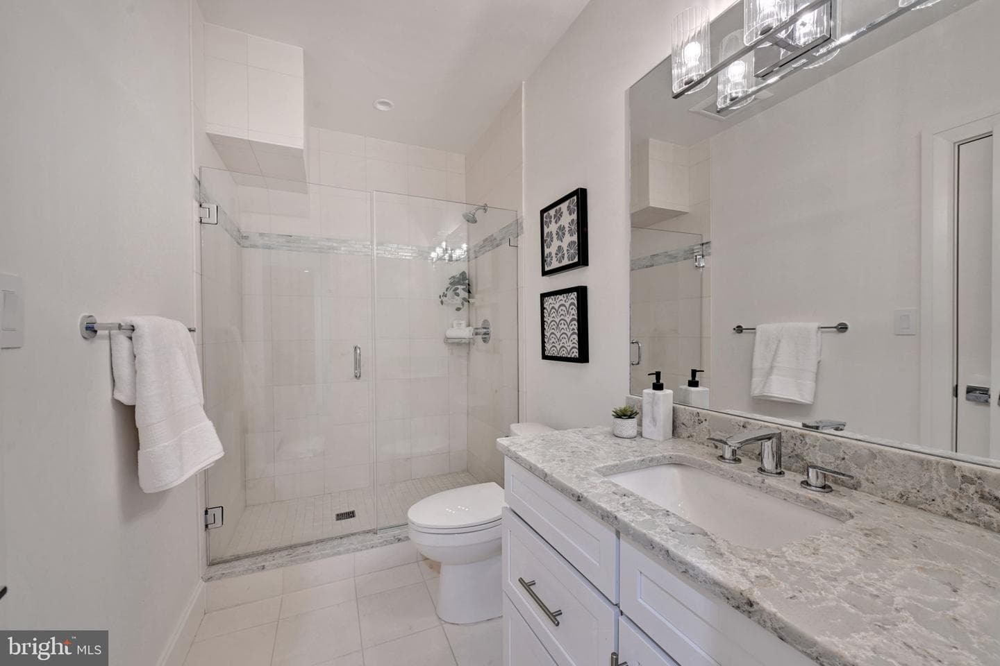 6517 Barnaby Street NW photo 70