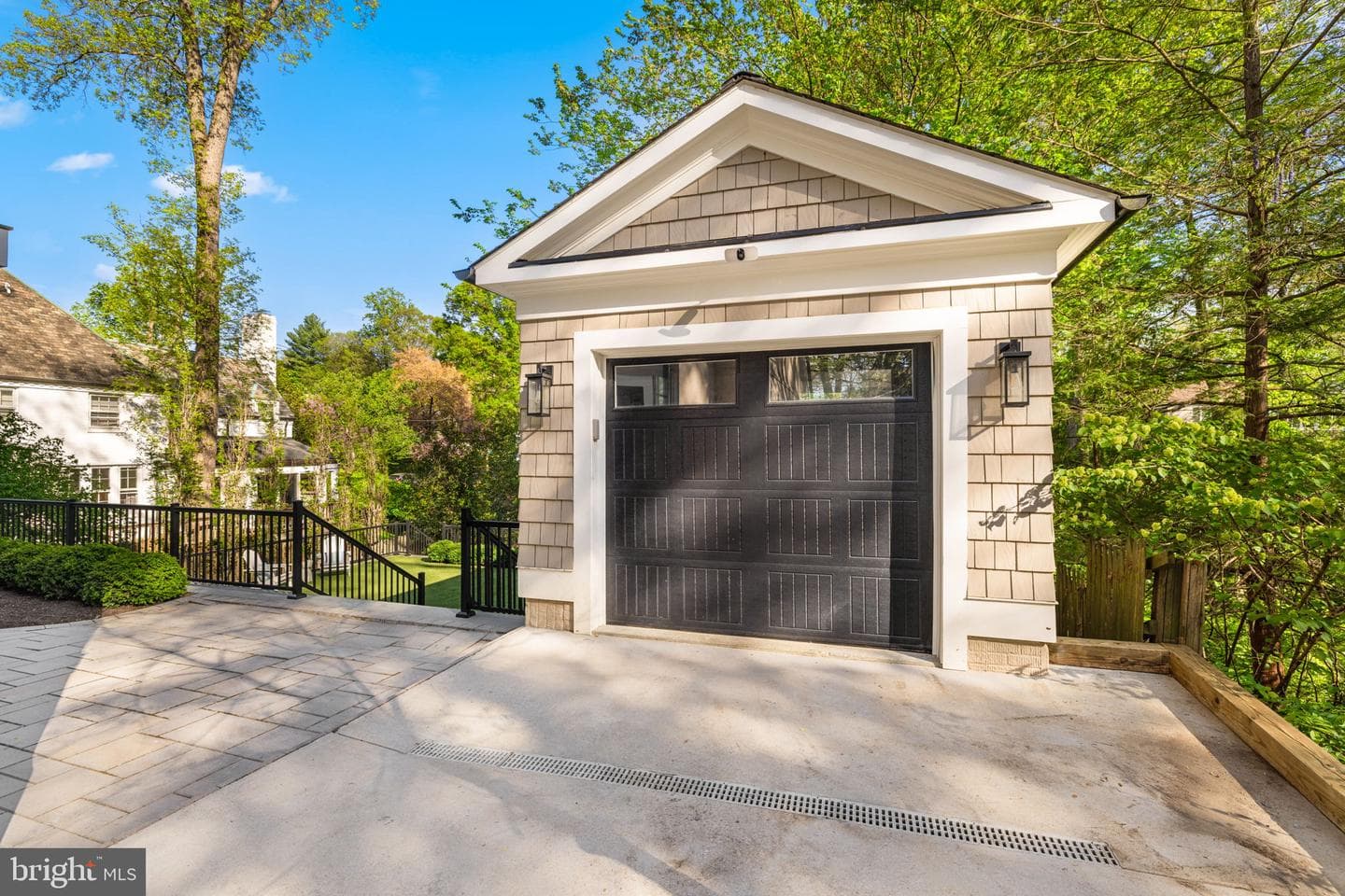 6517 Barnaby Street NW photo 79