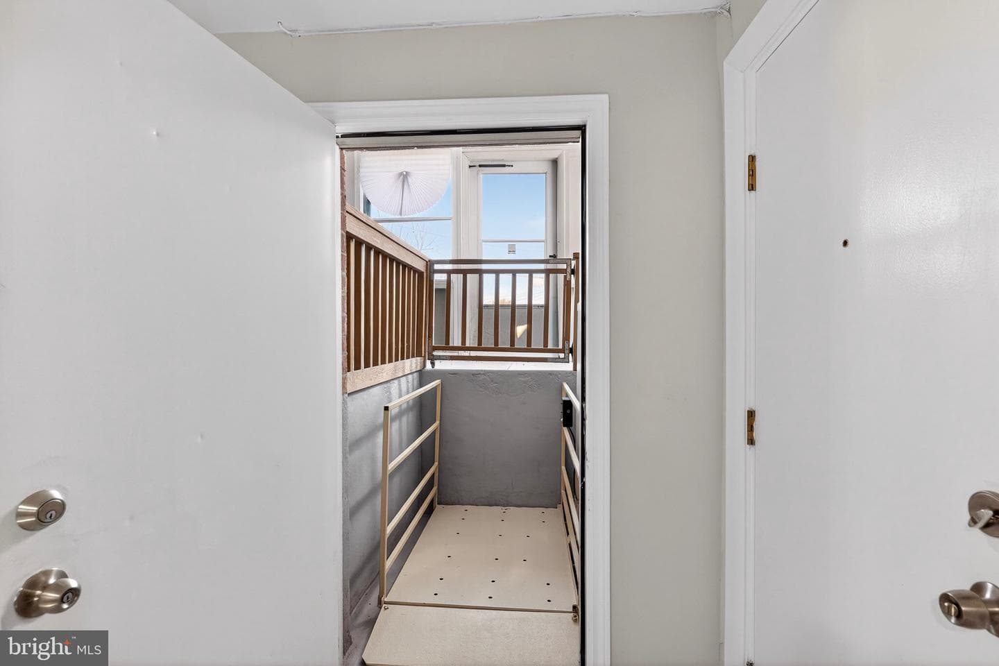 1112 Hamilton Street NE photo 31