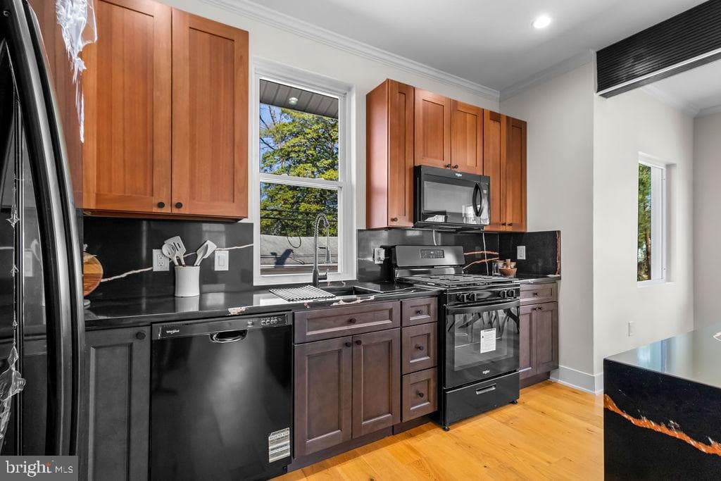 713 Croissant Place SE photo 8