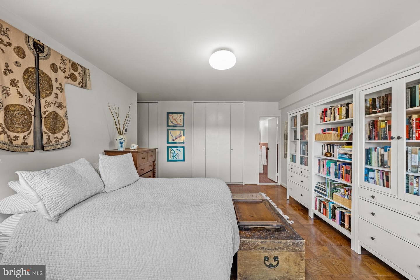 4201 Cathedral Avenue NW #1124 E photo 9