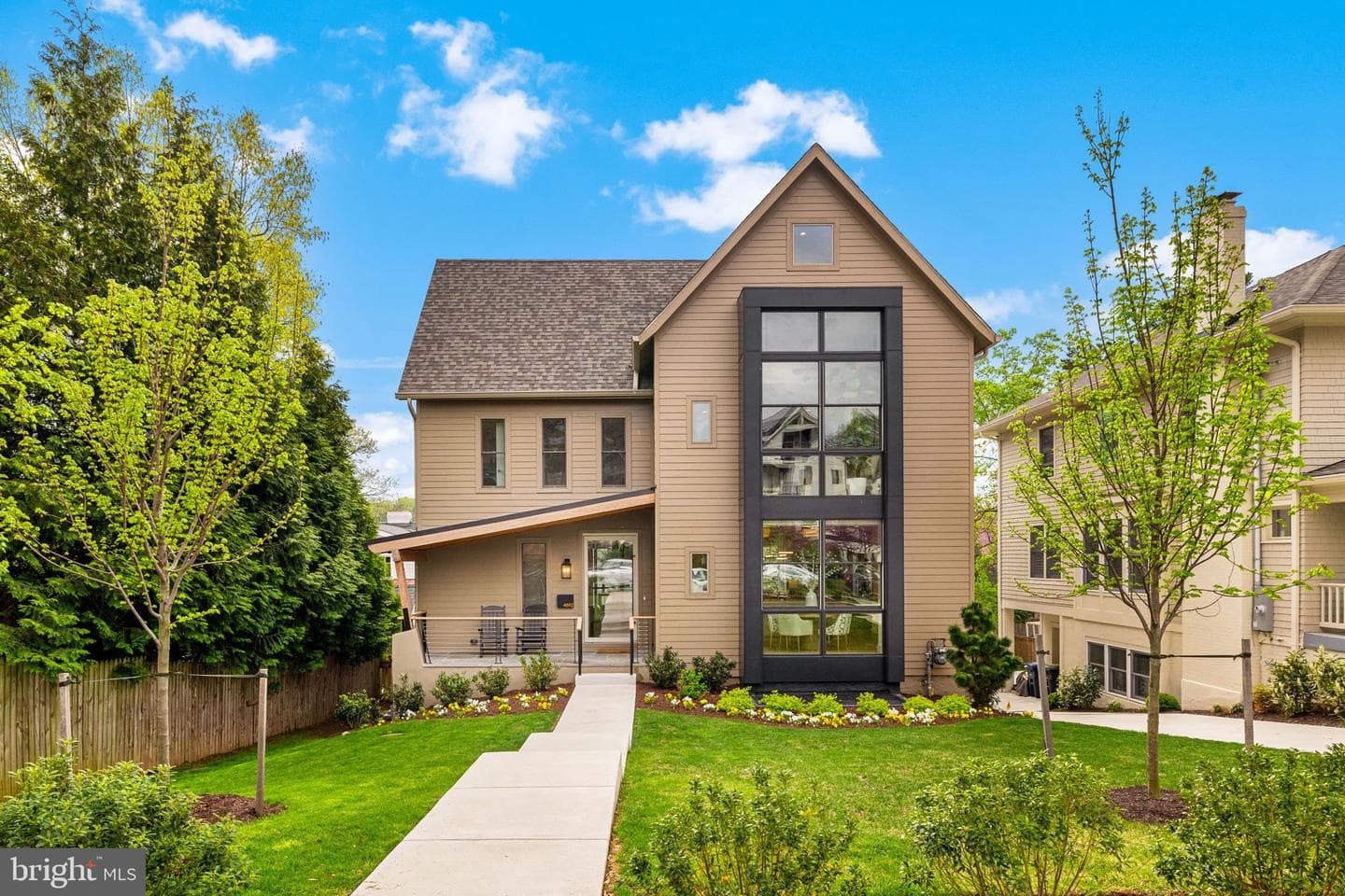 4892 Macarthur Boulevard NW, Washington