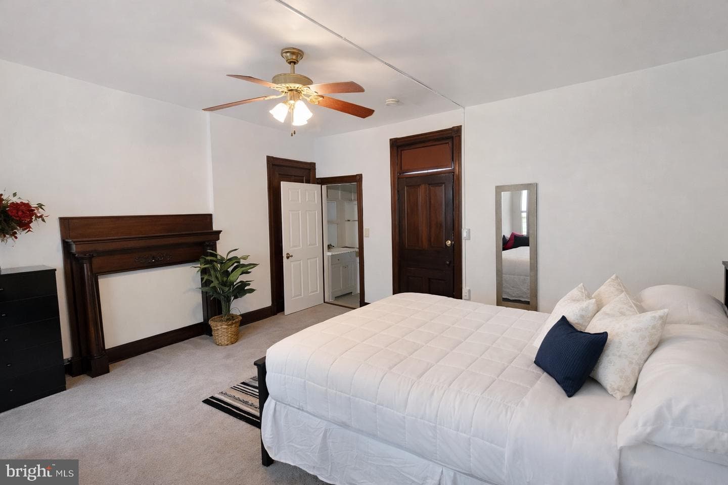 1122 Columbia Road NW photo 23