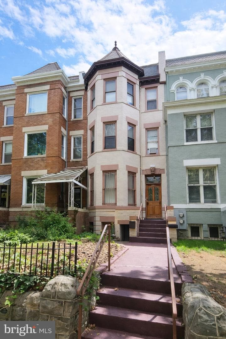 1122 Columbia Road NW photo 42