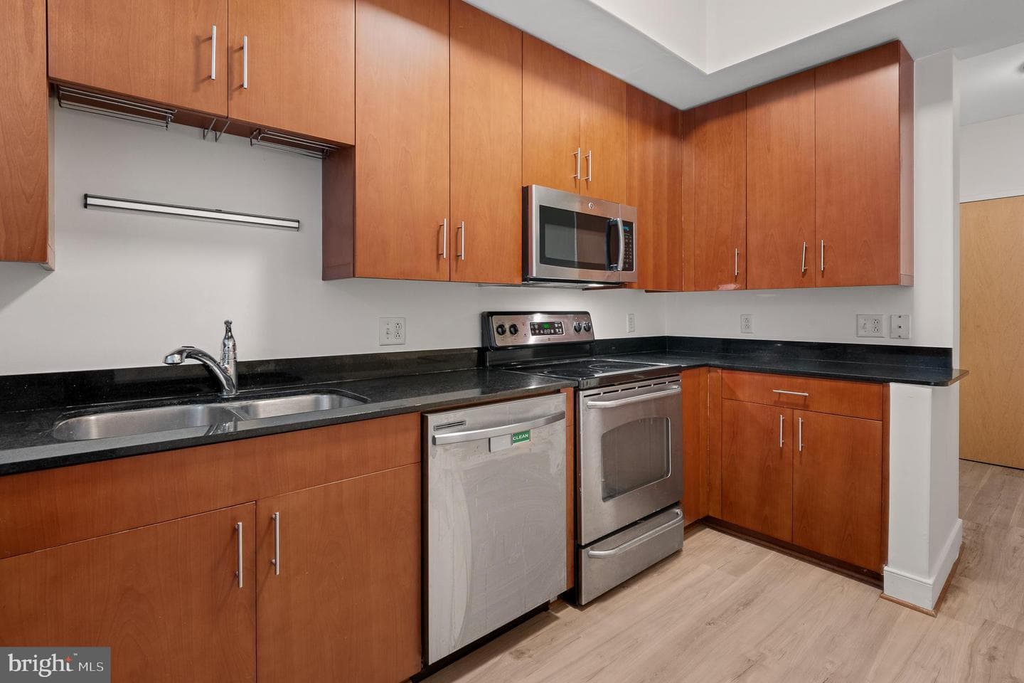 910 M Street NW #126 photo 13