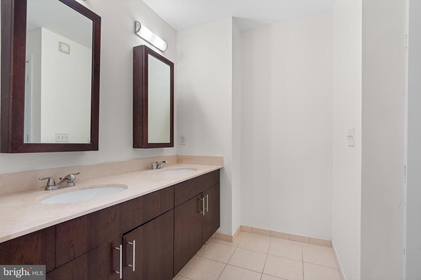 910 M Street NW #126 photo 35