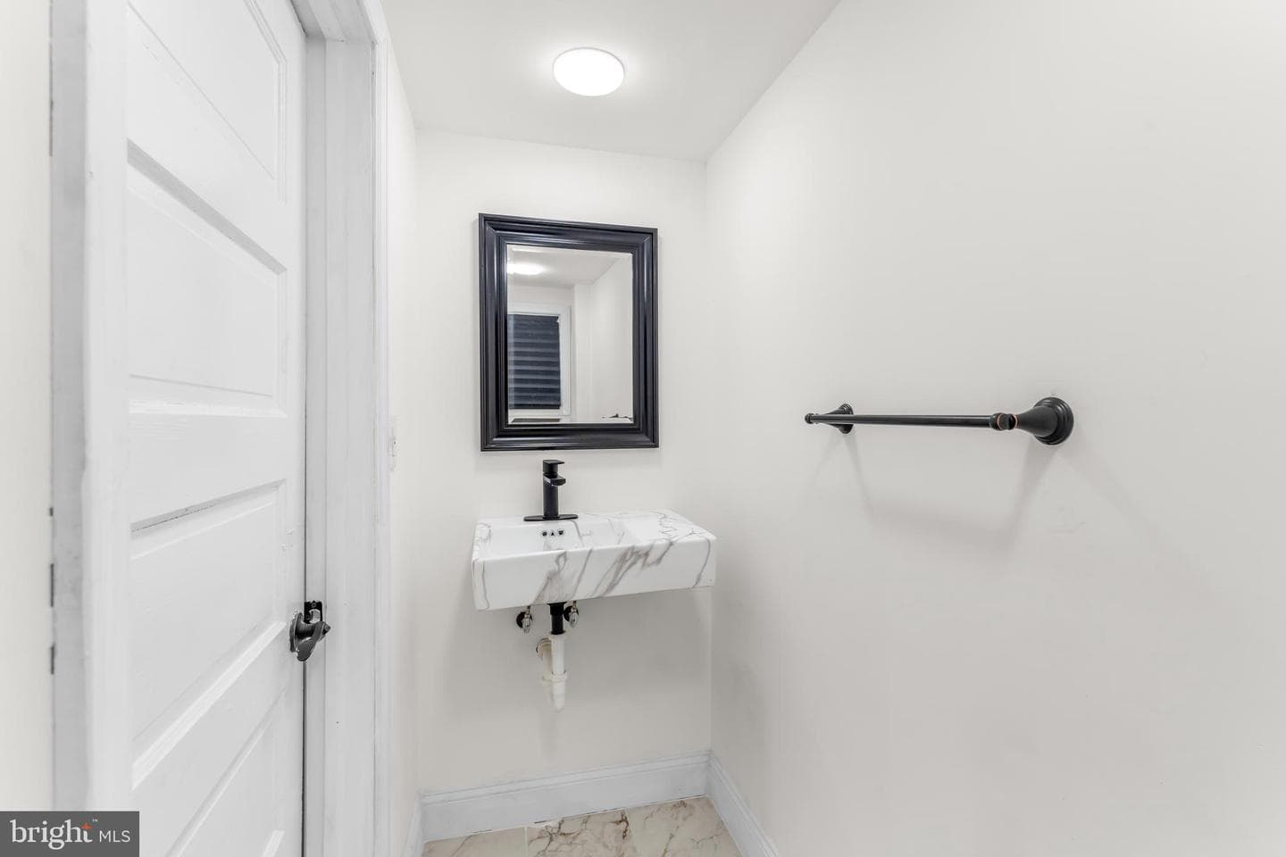 325 Madison Street NW photo 51