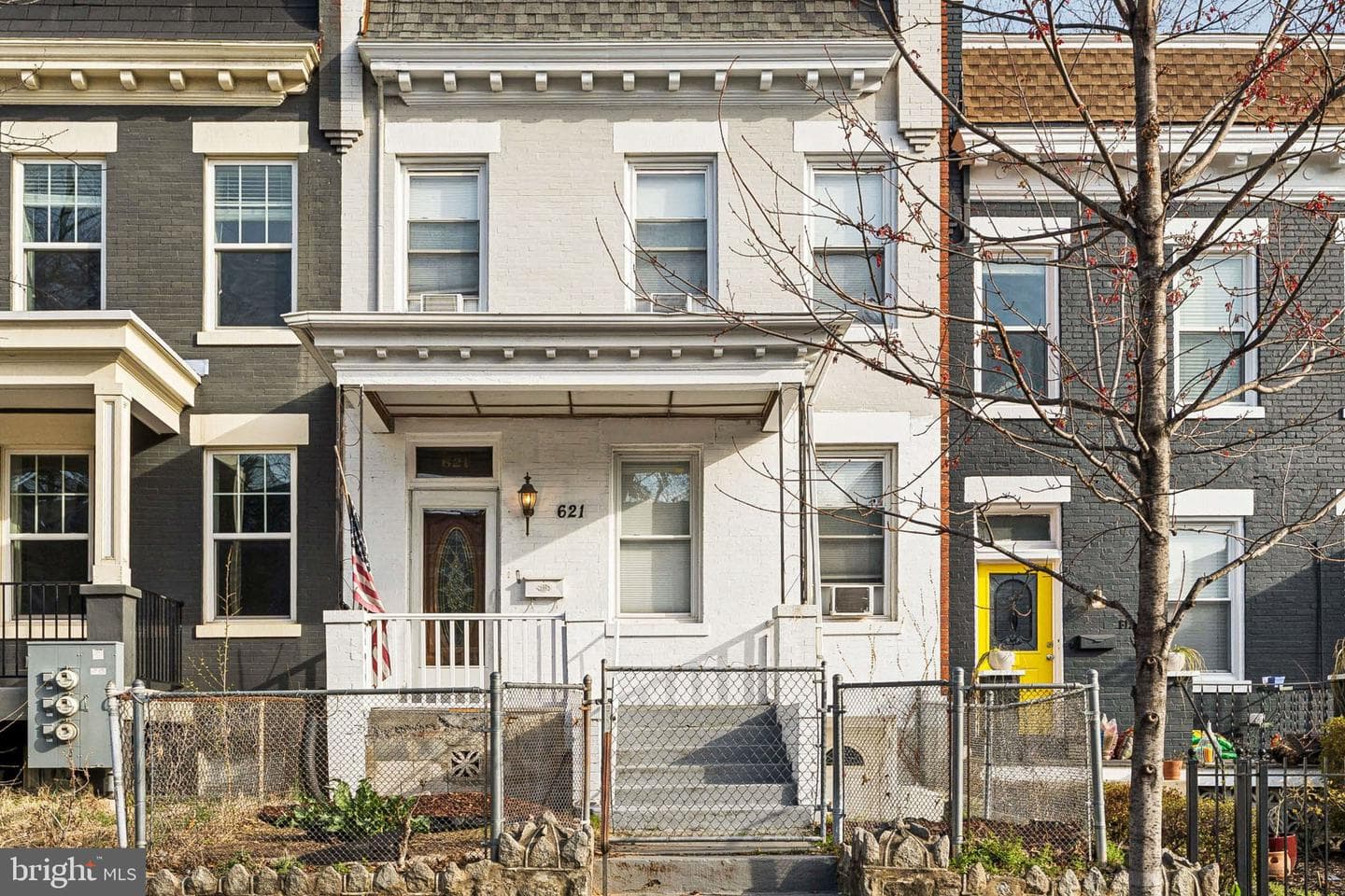 621 Kenyon Street NW photo 4