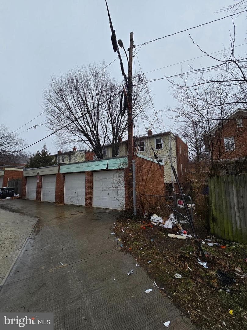 1702 Minnesota Avenue SE photo 3