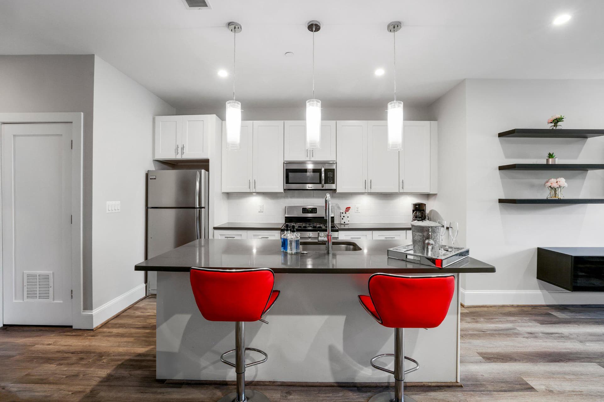 2221 M Street NE #ph1, Washington