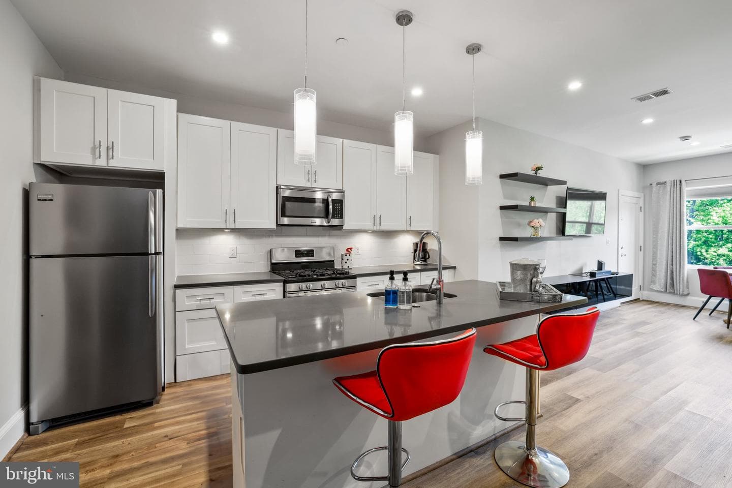 2221 M Street NE #ph1 photo 3