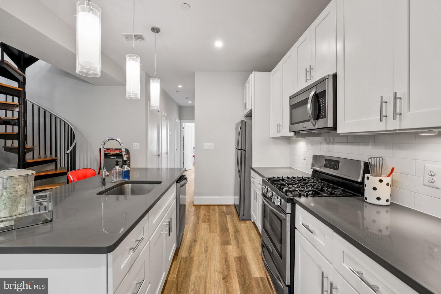 2221 M Street NE #ph1 photo 4