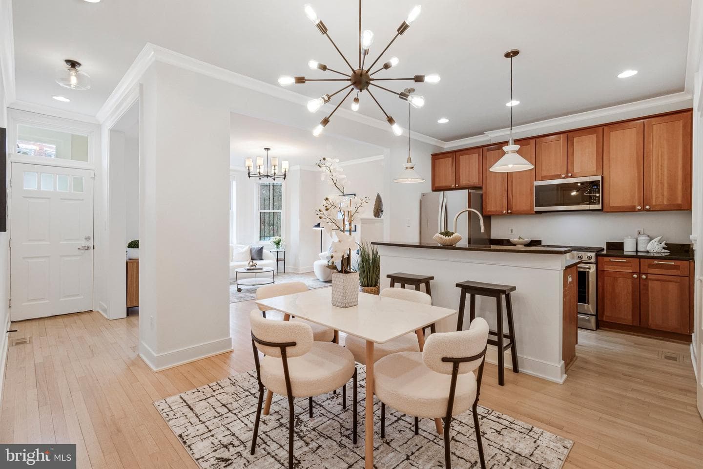 504 G Street NE #1 photo 15