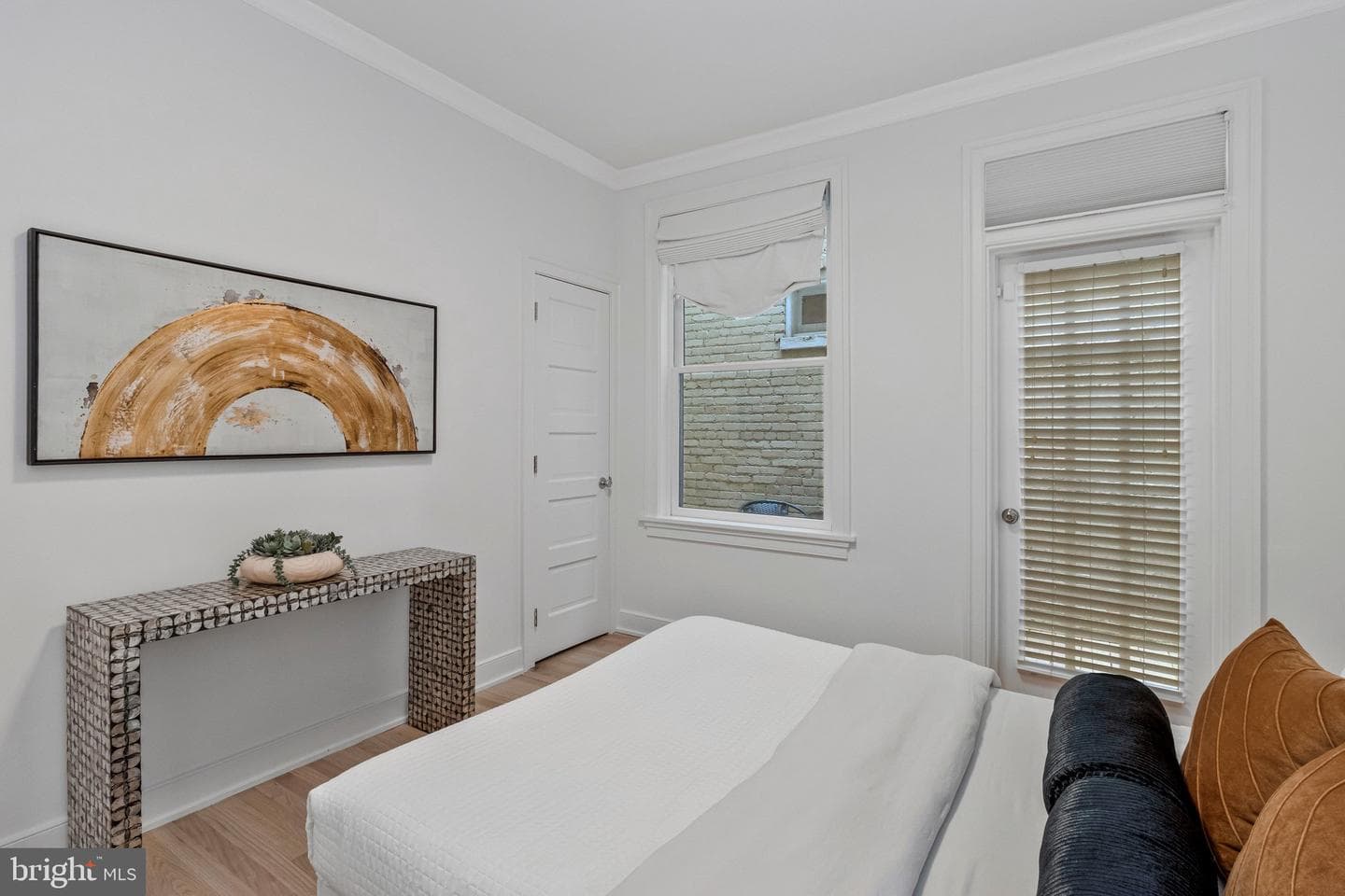 504 G Street NE #1 photo 28