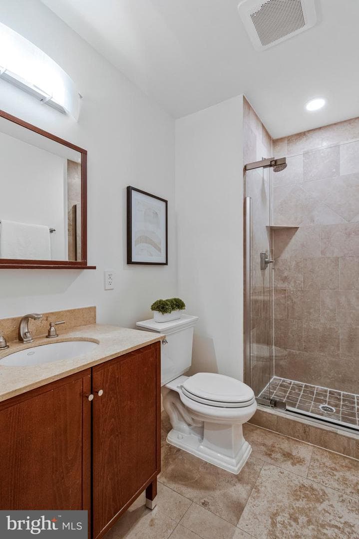 504 G Street NE #1 photo 30