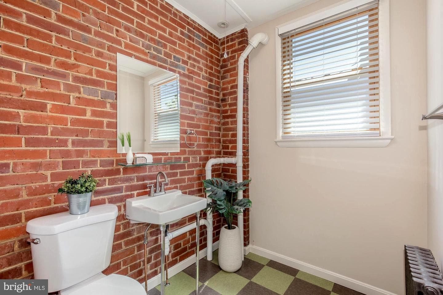 1364 Sheridan Street NW photo 14