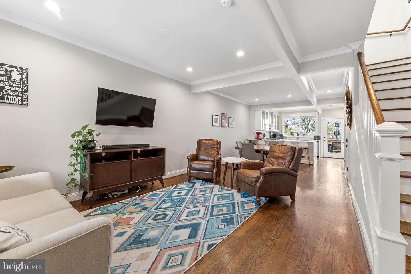 1283 Oates Street NE photo 3