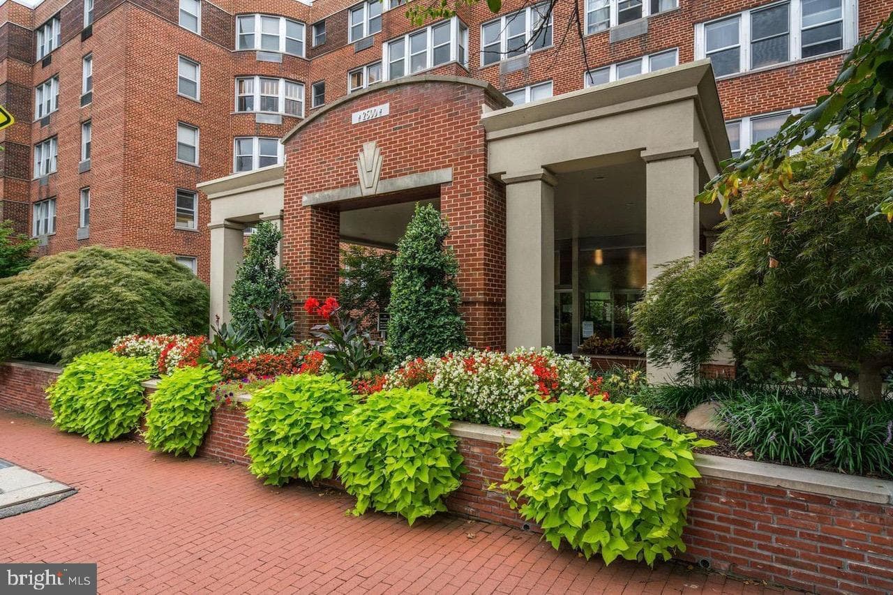 2500 Q Street NW #130 photo 1