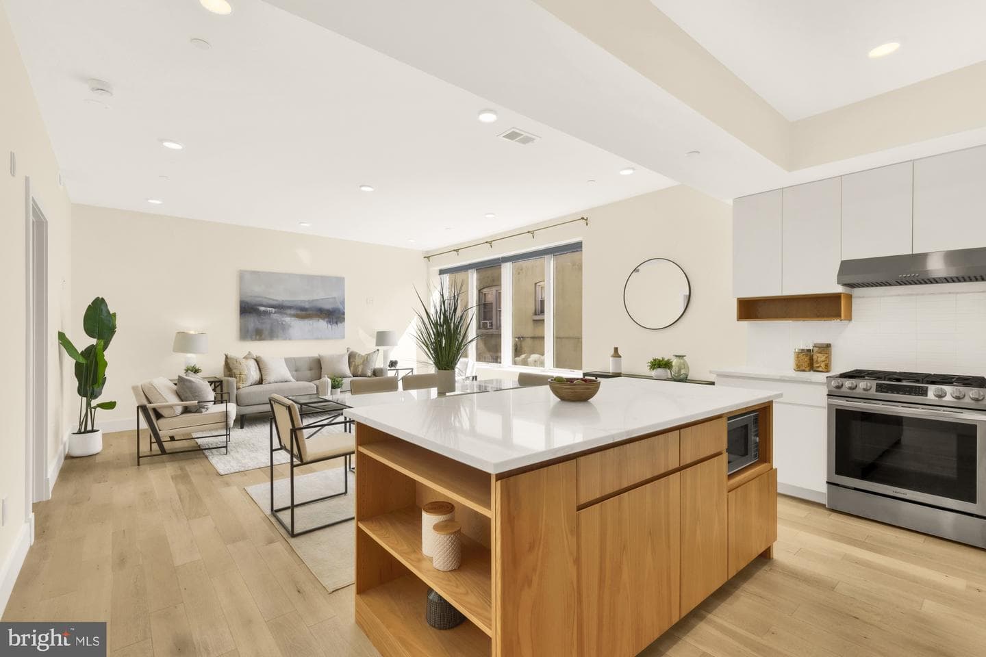 3541 11th Street NW #202