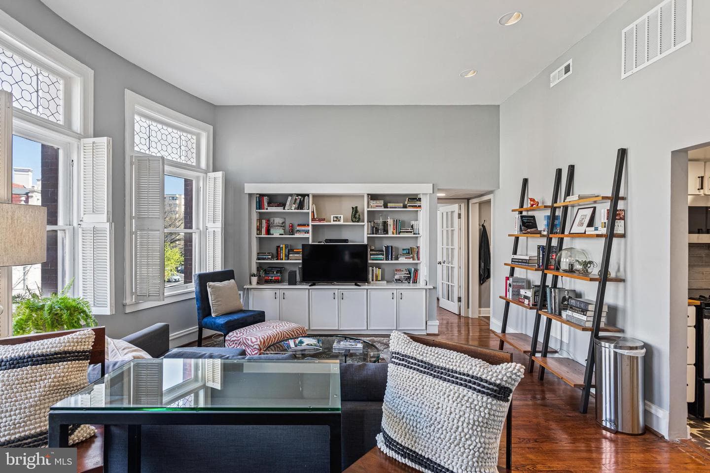 1740 New Hampshire Avenue NW #f photo 2