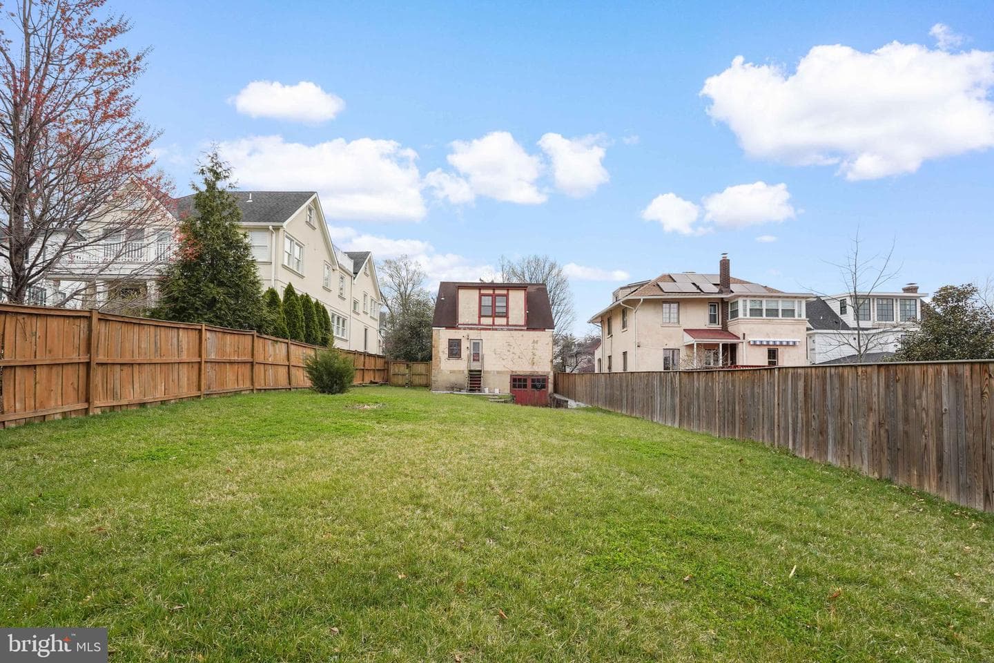 1226 Quincy Street NE photo 27