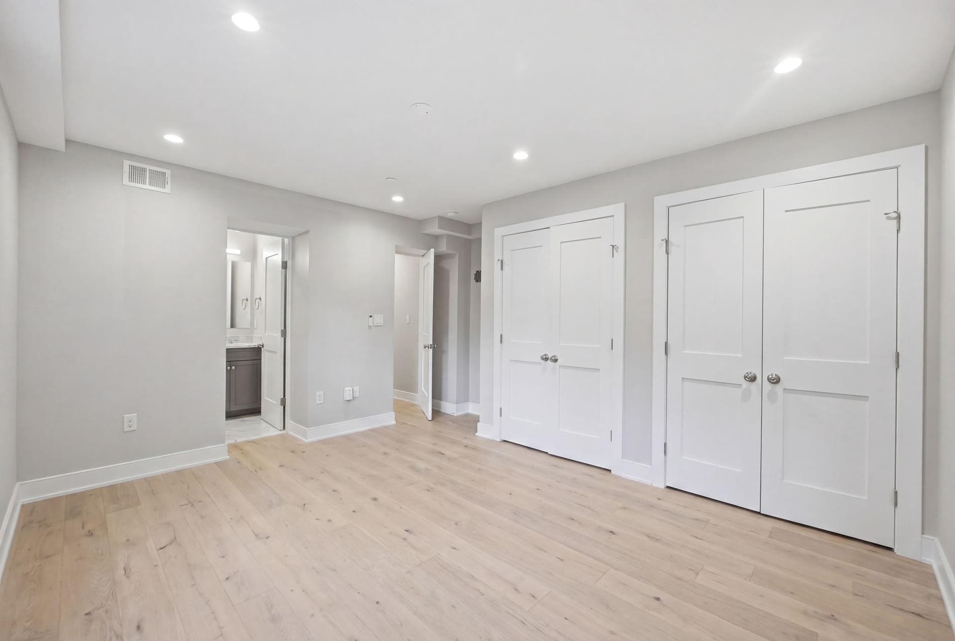 5305 Connecticut Avenue NW #2 photo 14