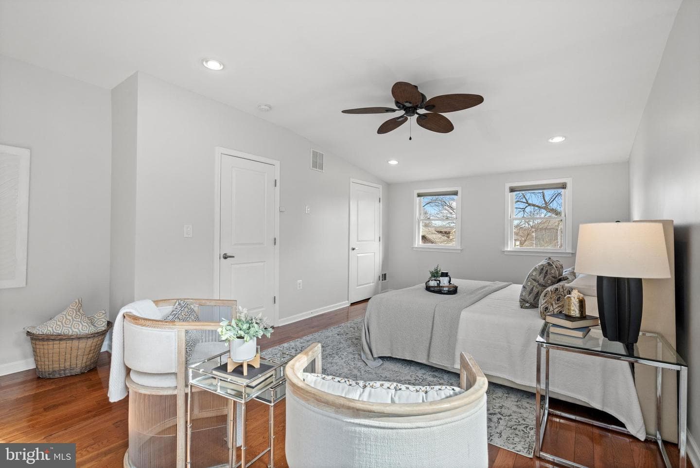 3021 24th Street NE photo 19
