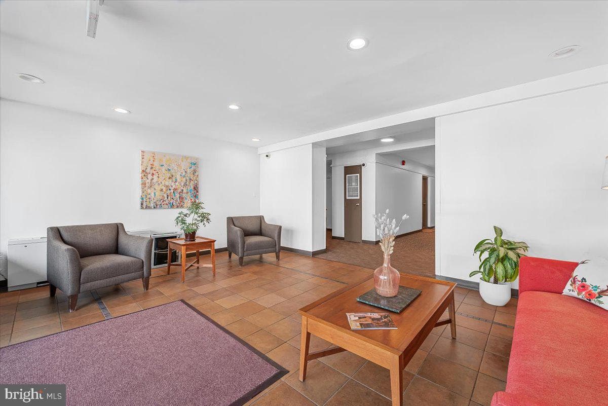 5112 Macarthur Boulevard NW #110 photo 14