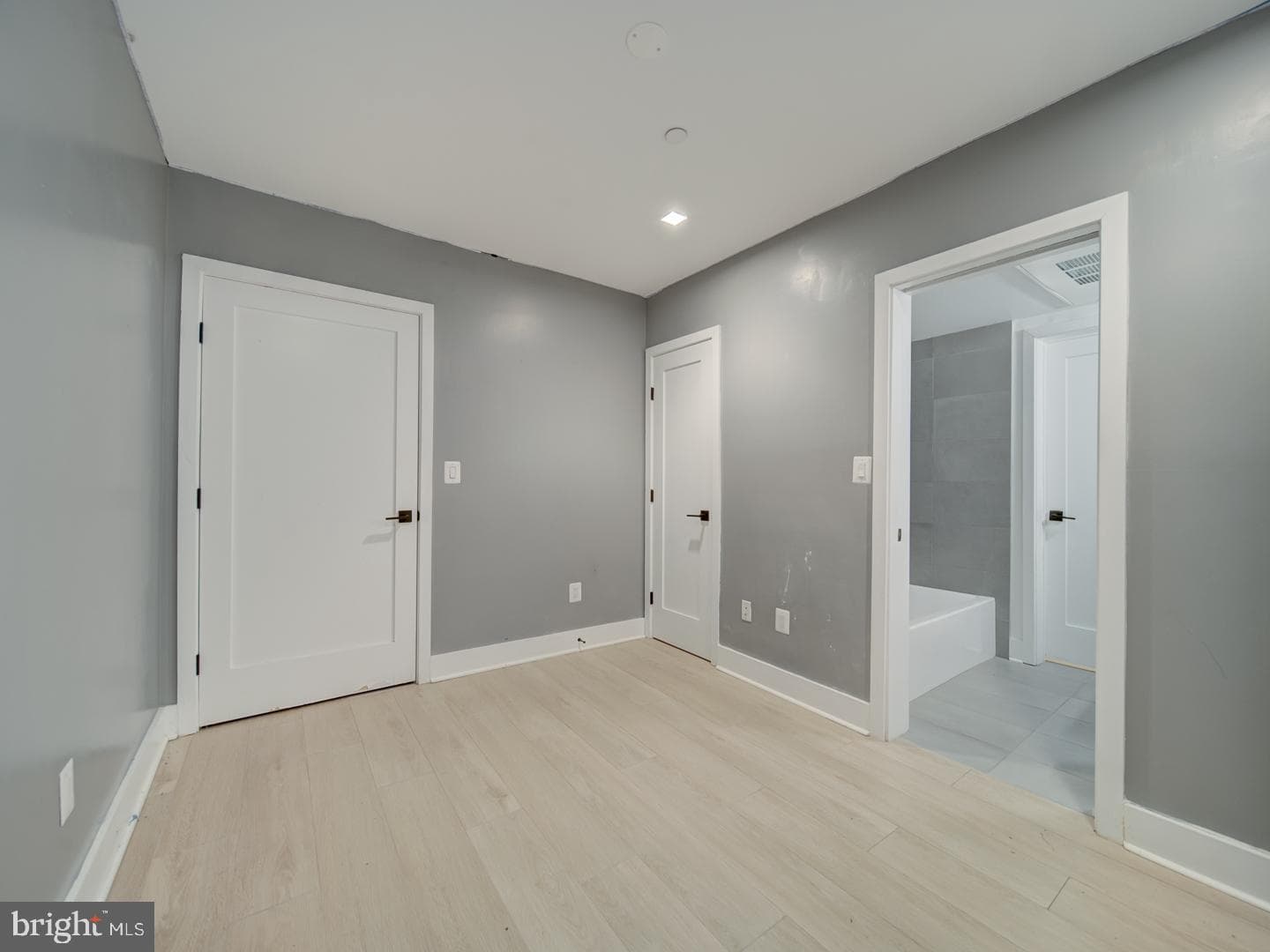 615 15th Street NE #1 photo 19
