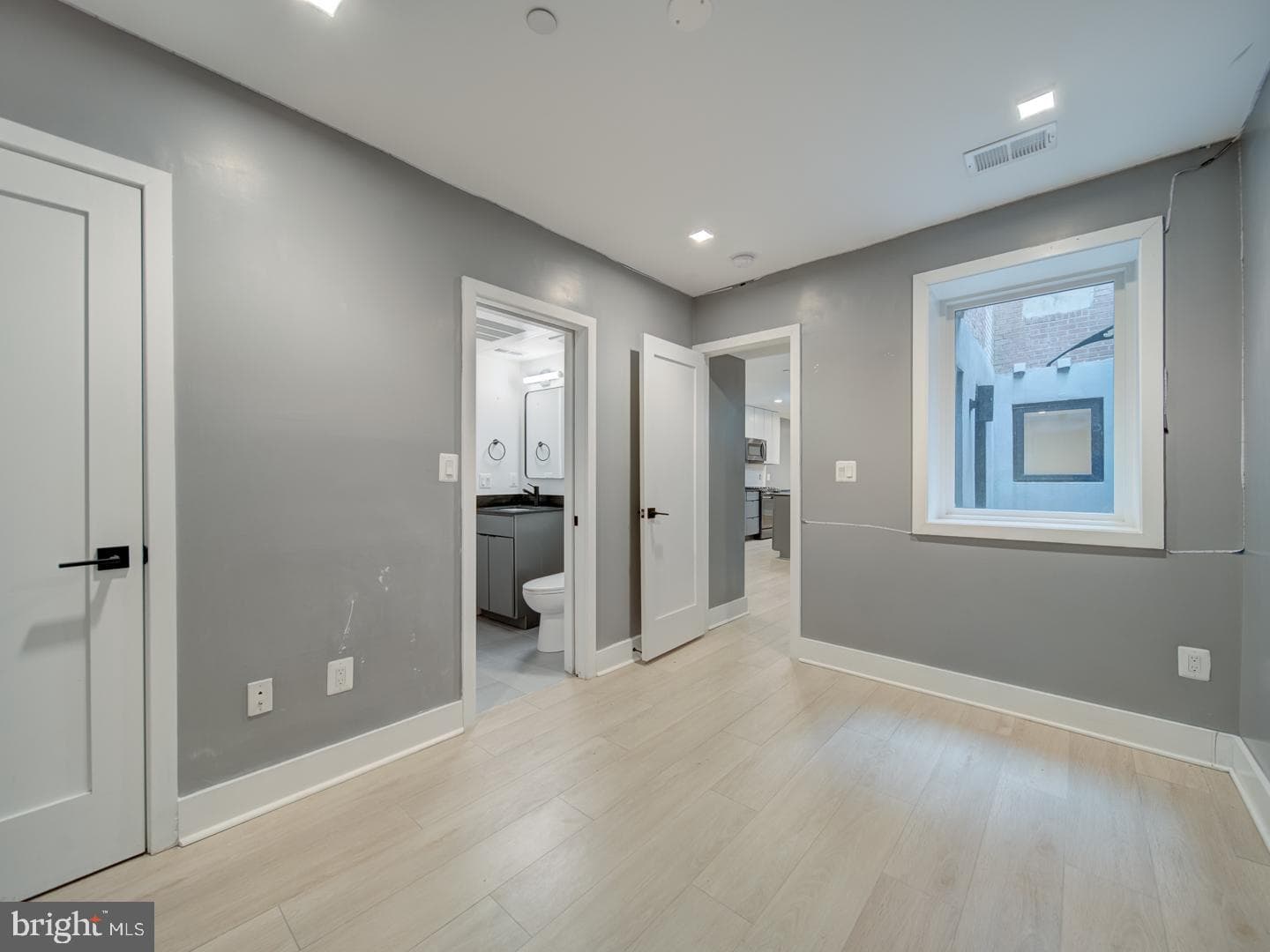 615 15th Street NE #1 photo 20
