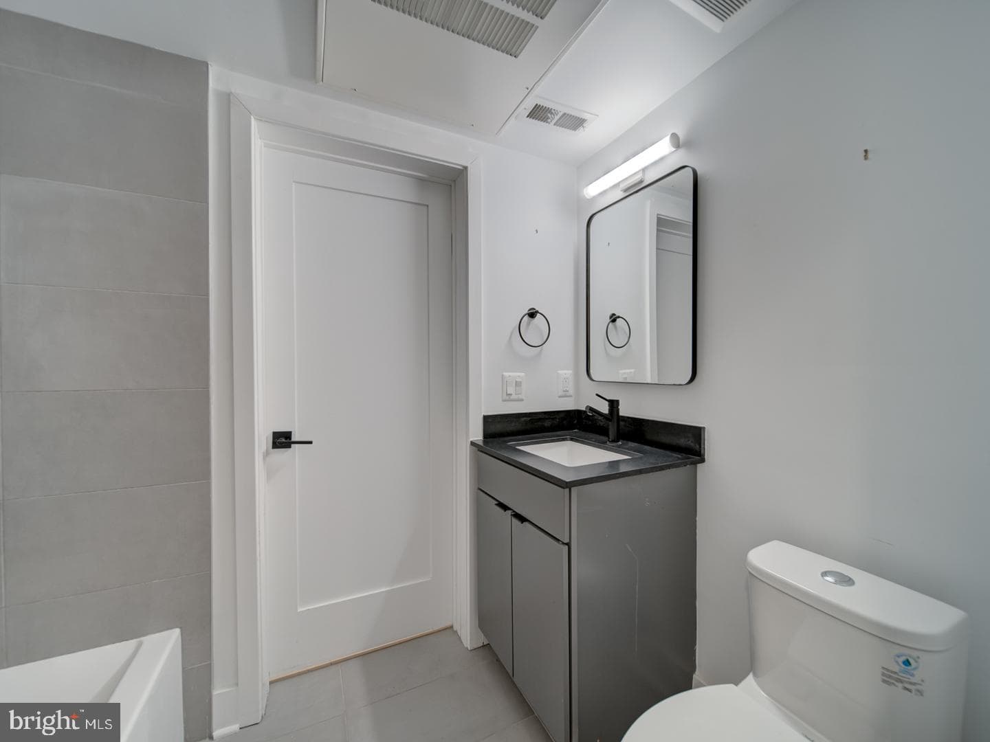615 15th Street NE #1 photo 22