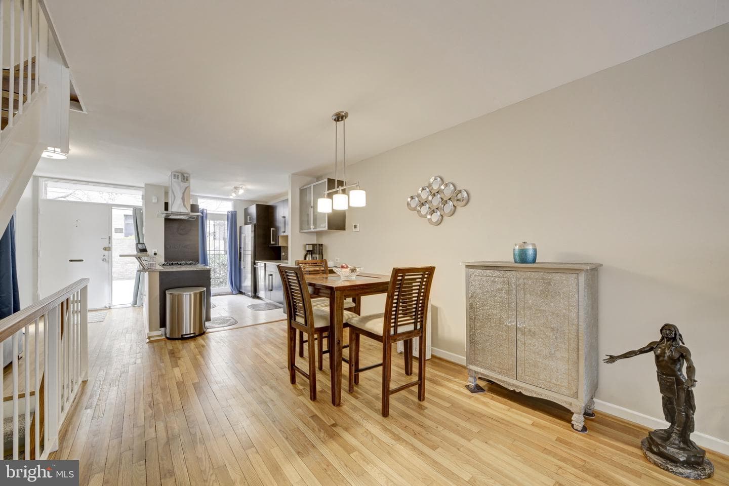 1273 Delaware Avenue SW photo 6