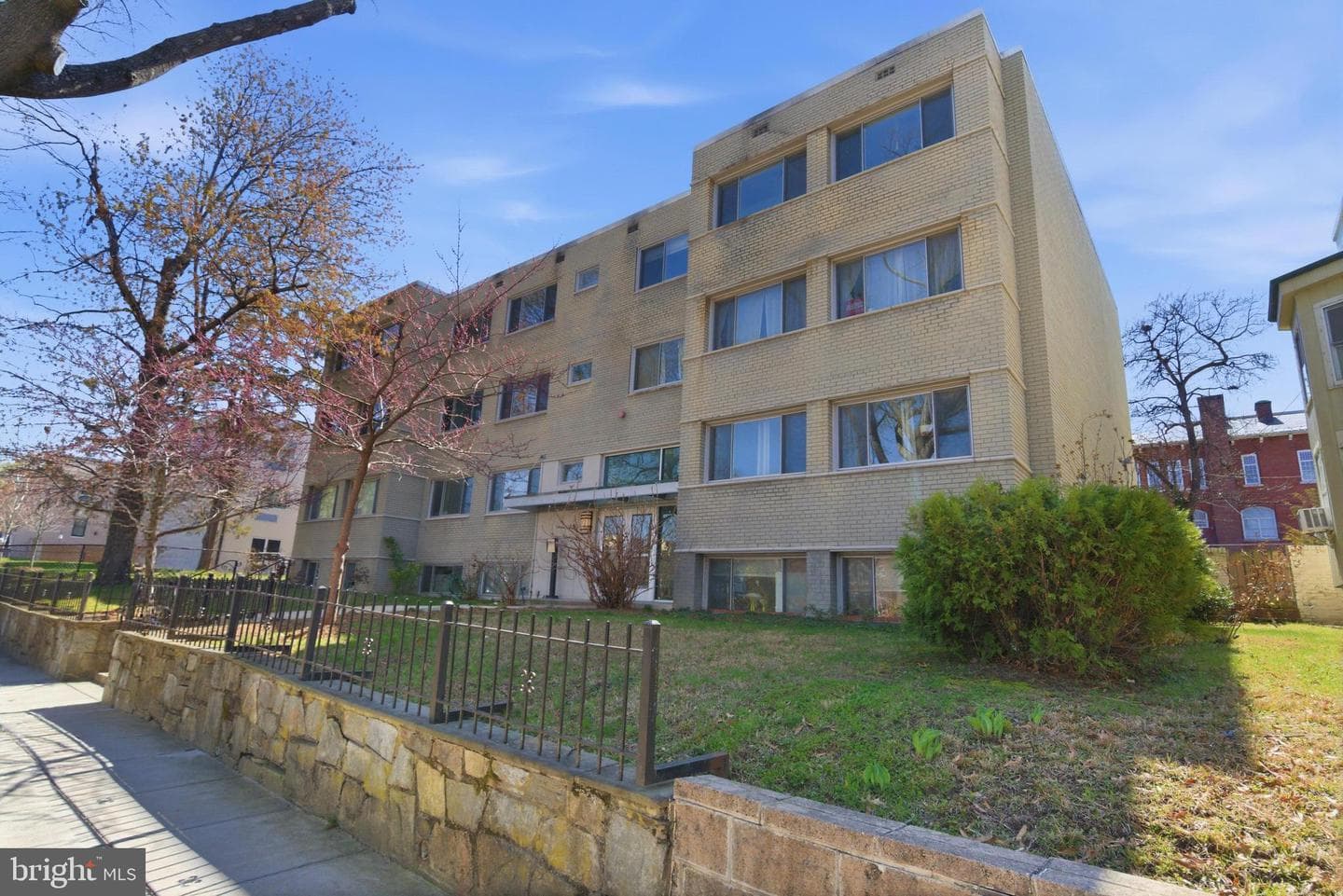 804 Taylor Street NW #305 photo 23
