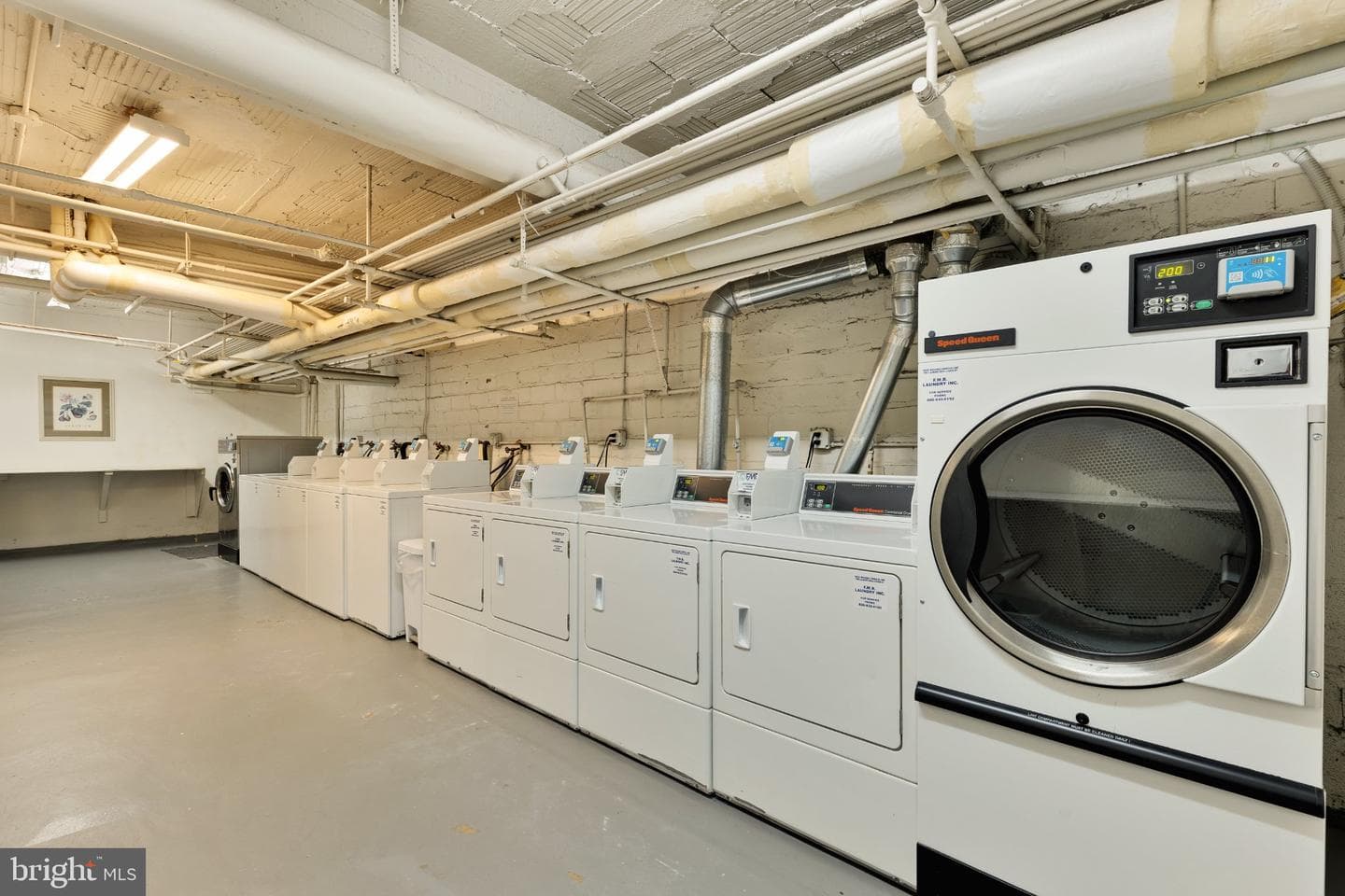 644 Massachusetts Avenue NE #400 photo 21