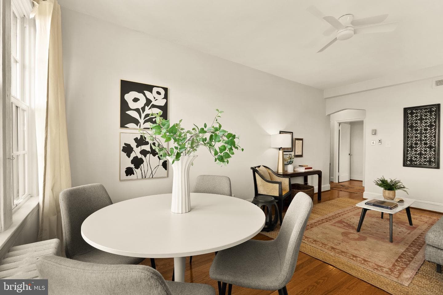644 Massachusetts Avenue NE #400 photo 7