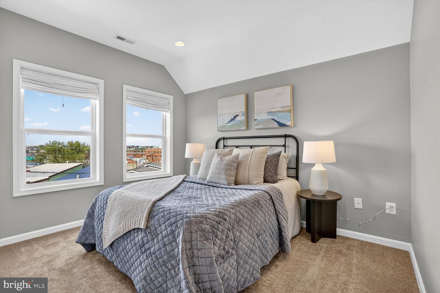 2247 Mount View Place SE photo 25
