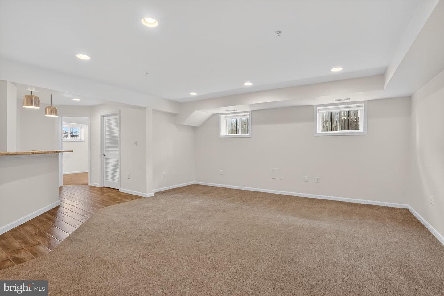 2247 Mount View Place SE photo 36