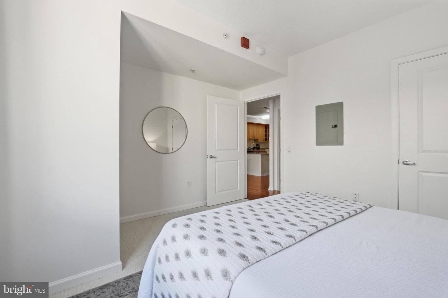 440 L Street NW #809 photo 18