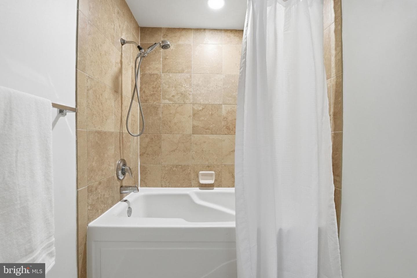440 L Street NW #809 photo 23