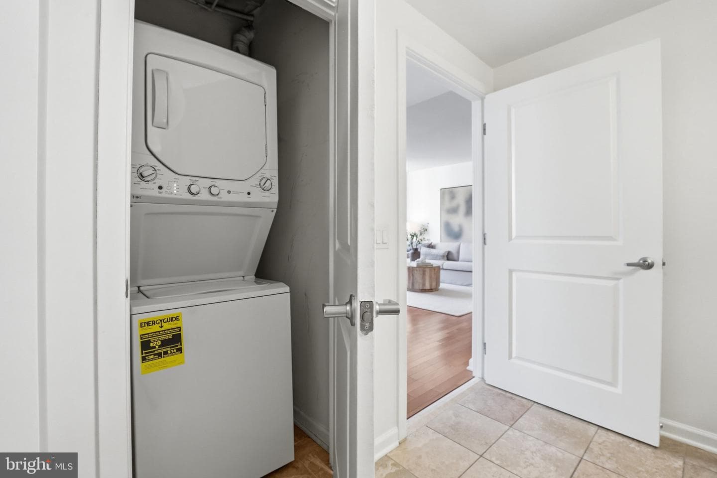 440 L Street NW #809 photo 24
