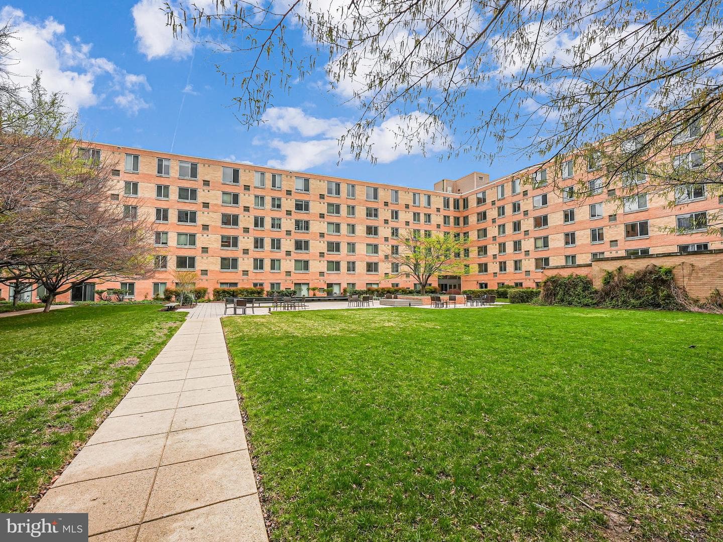 440 L Street NW #809 photo 42
