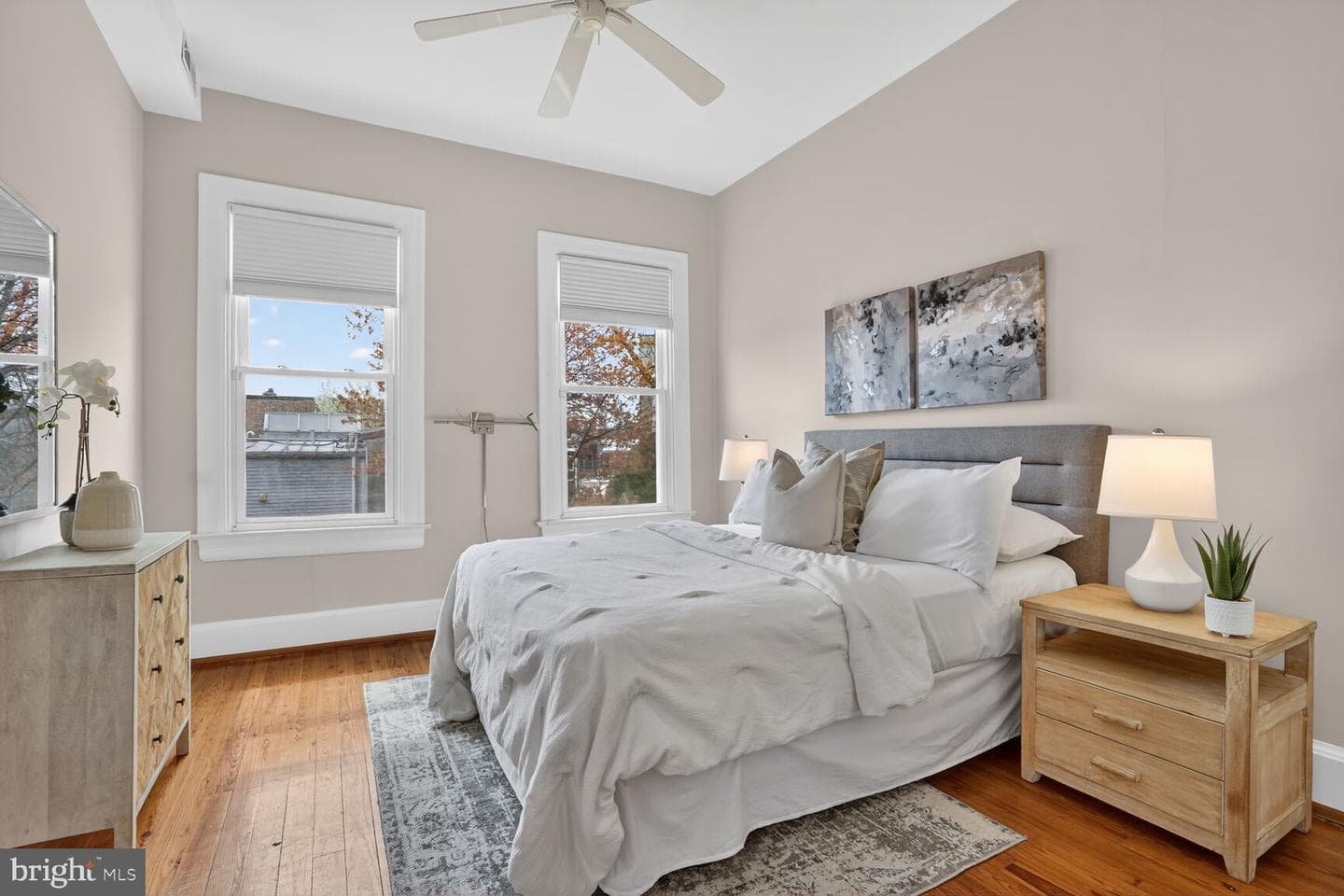 1243 E Street SE photo 18