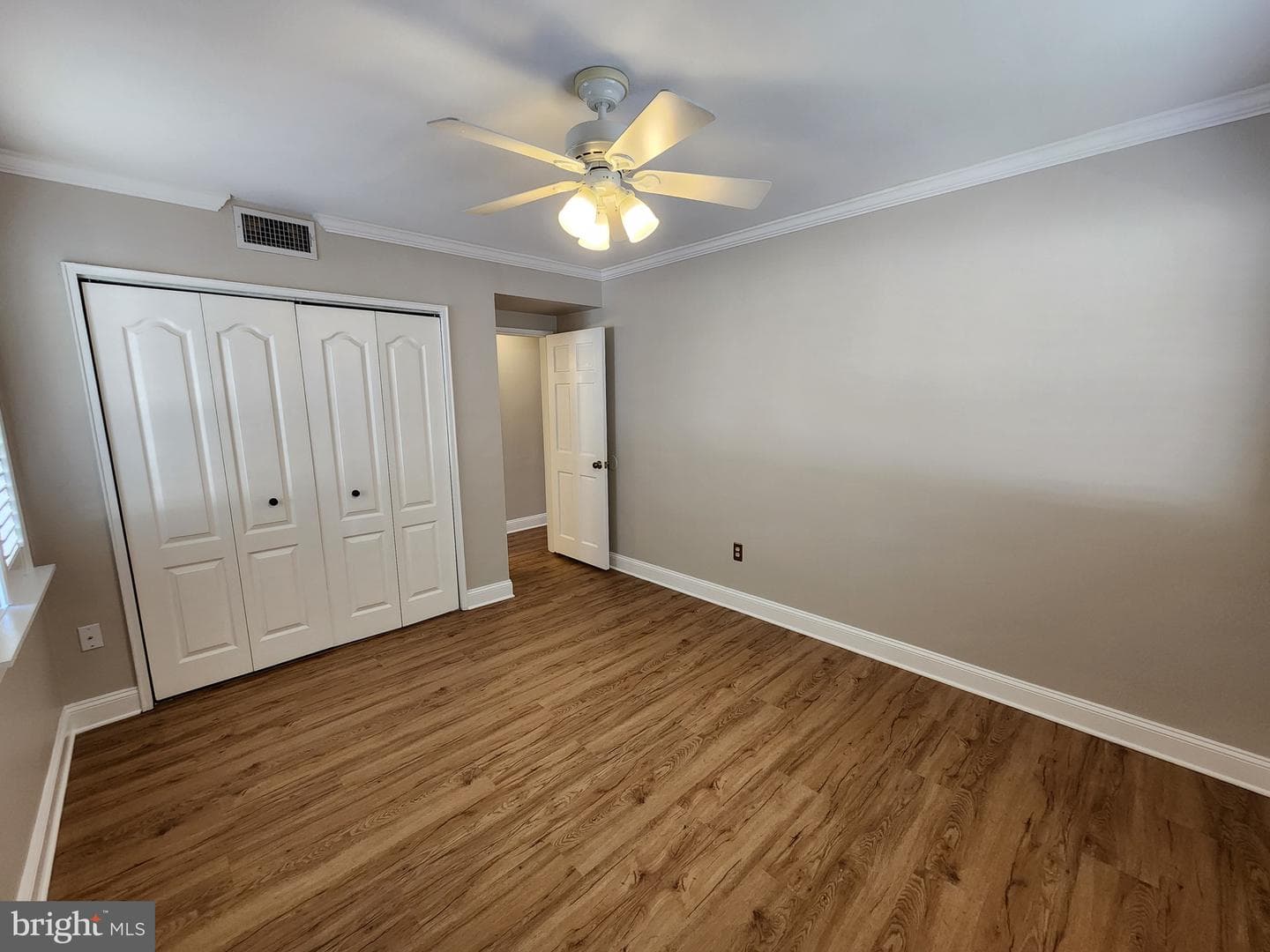 2610 Tunlaw Road NW #103 photo 13