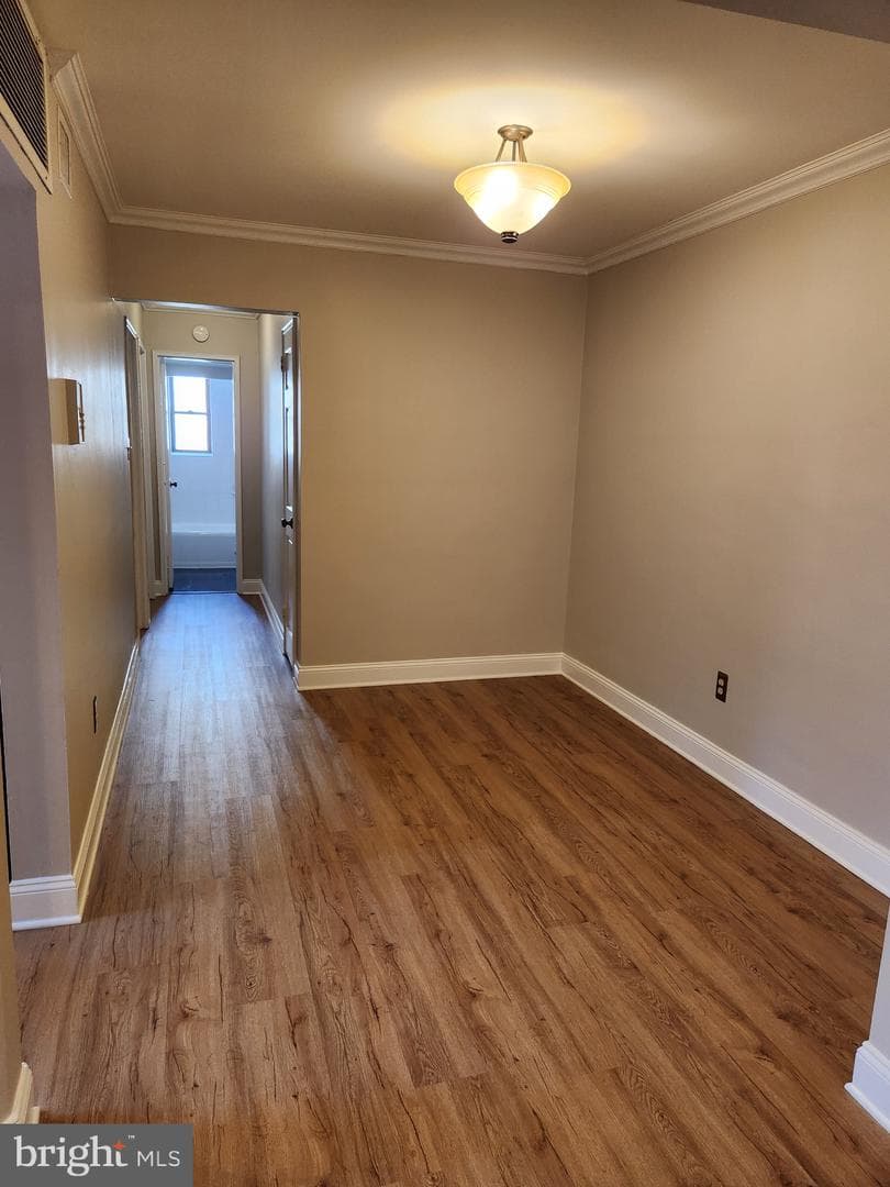 2610 Tunlaw Road NW #103 photo 17