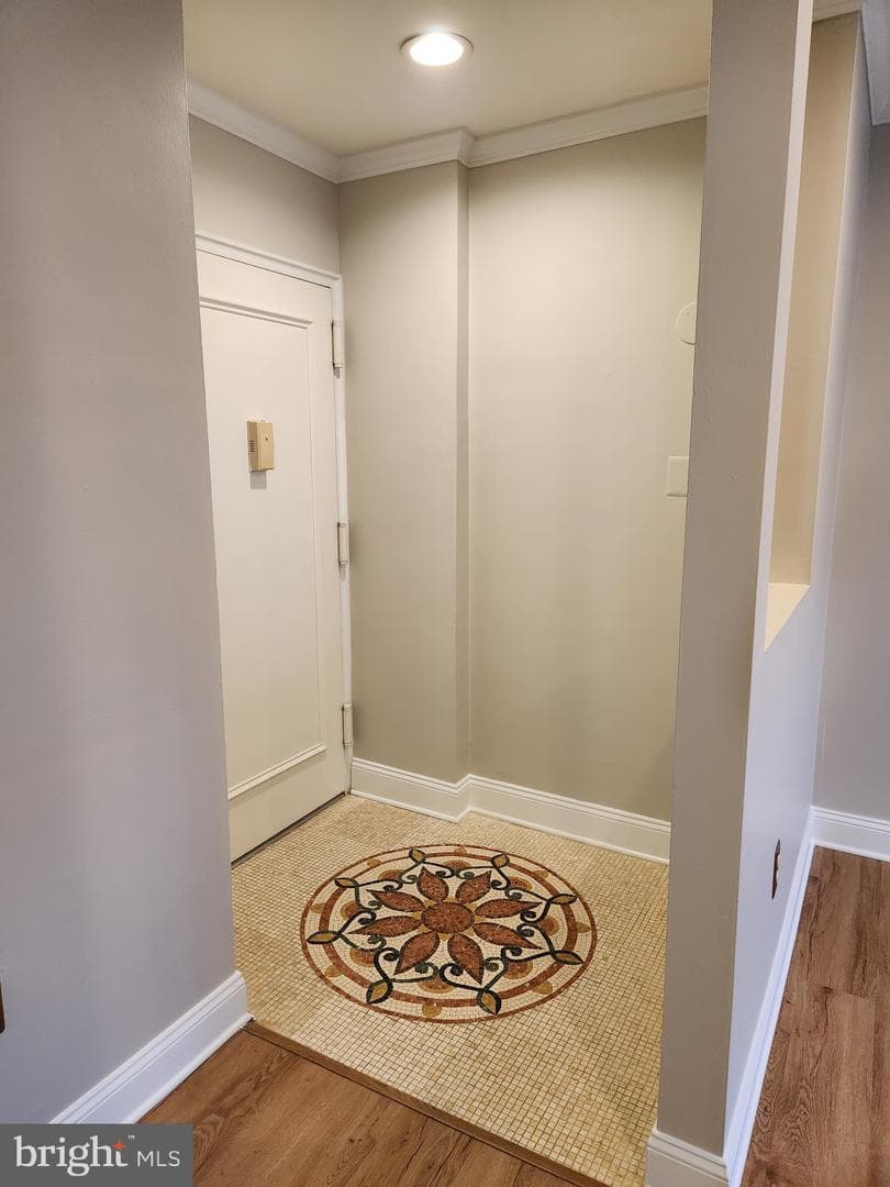 2610 Tunlaw Road NW #103 photo 27