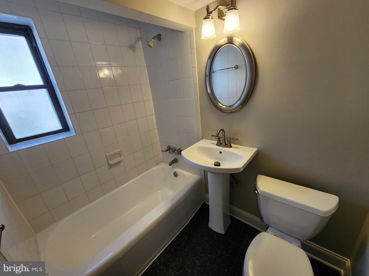 2610 Tunlaw Road NW #103 photo 29