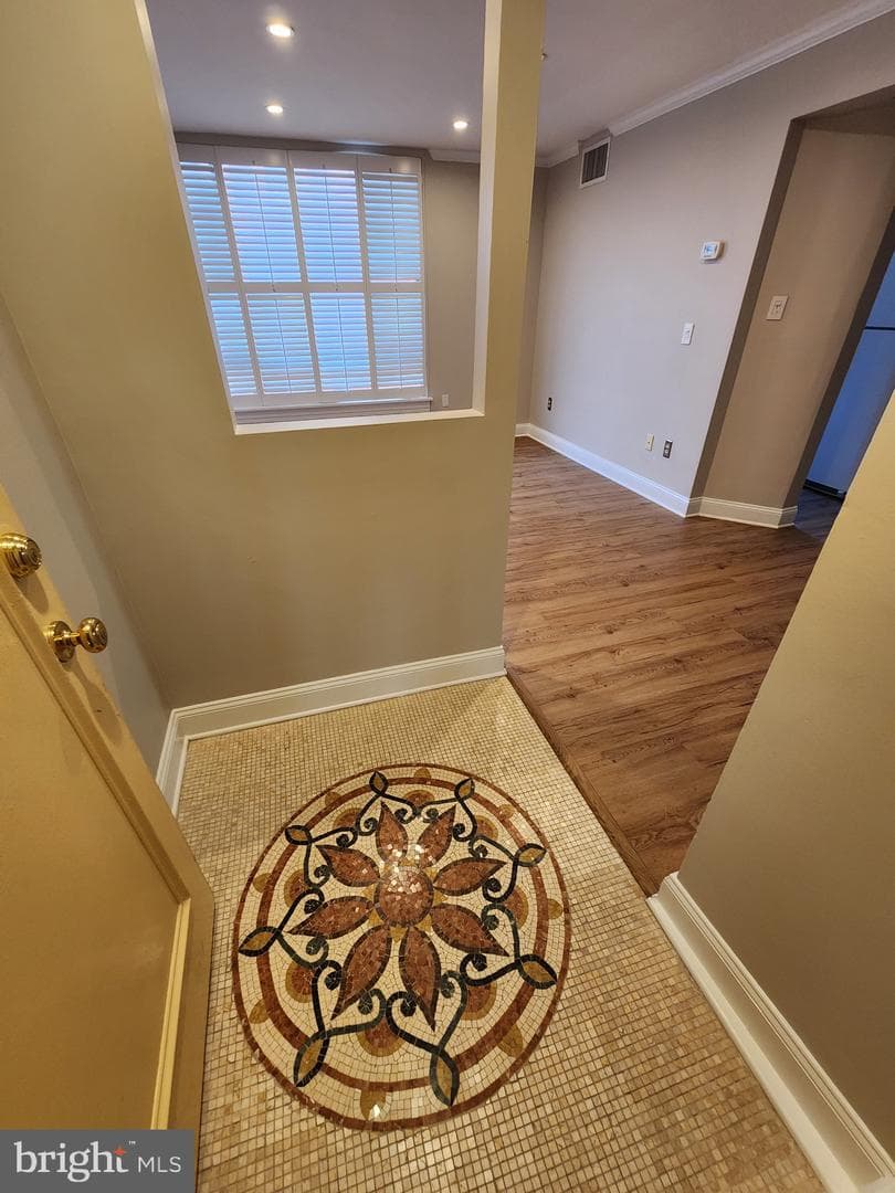 2610 Tunlaw Road NW #103 photo 5