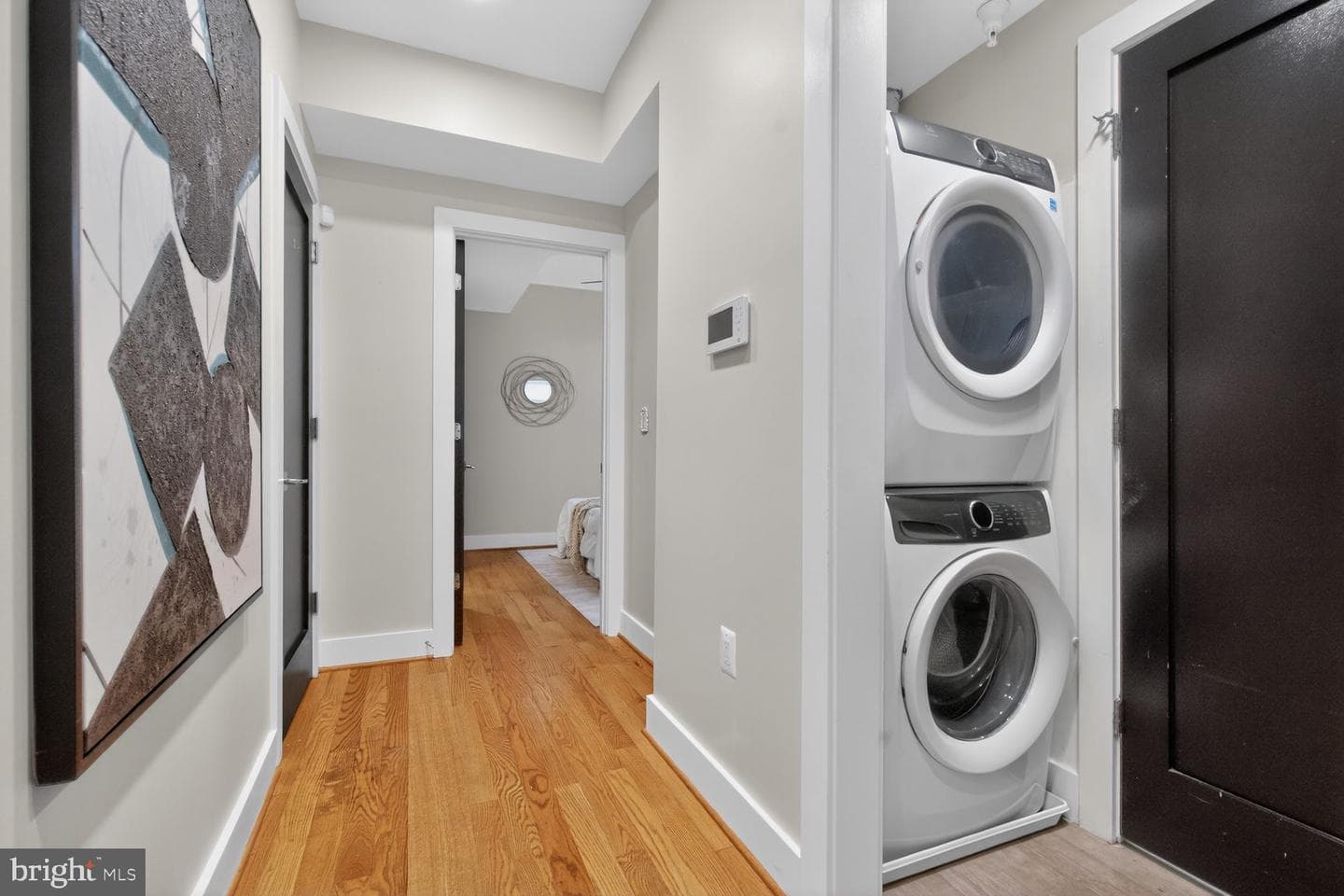 609 Gresham Place NW #1 photo 22