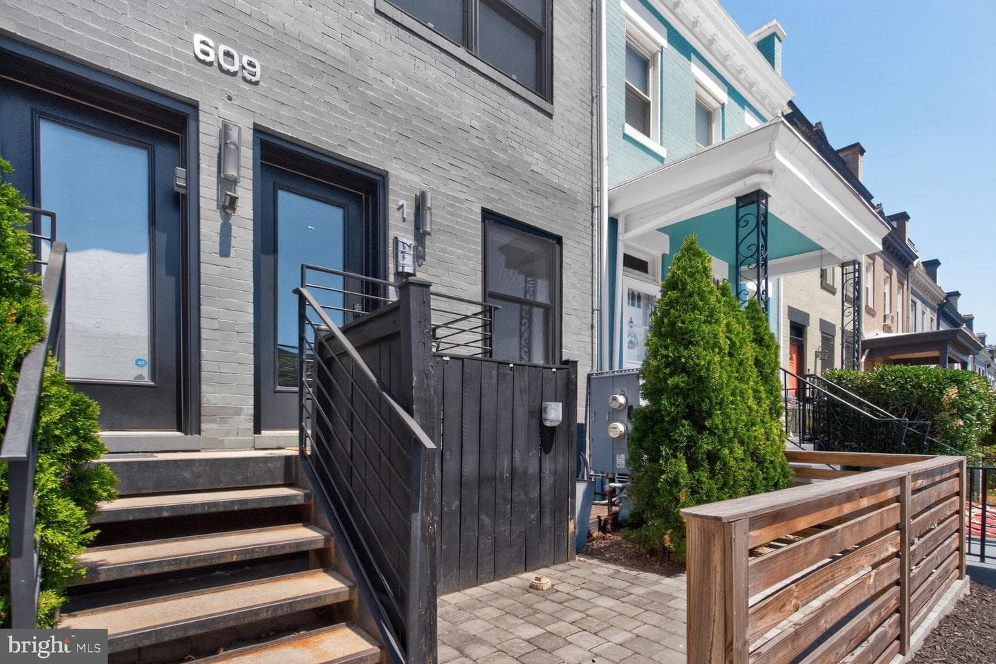 609 Gresham Place NW #1 photo 23