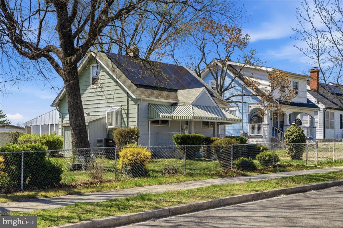 4339 Barker Street SE, Washington